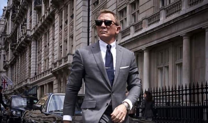 “BOND 25”: le Prime Immagini Ufficiali di Daniel Craig sul set londinese.