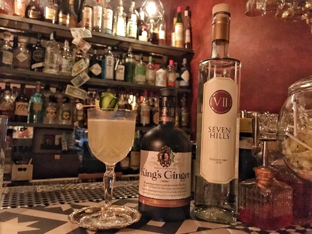 drink-GINGER-HILLS-di-Giambattista-Rizzi-e-Filippo-Veneziani-proprietari-e-bartender-del-Southside-Cocktail-Bar-di-Monopoli-2