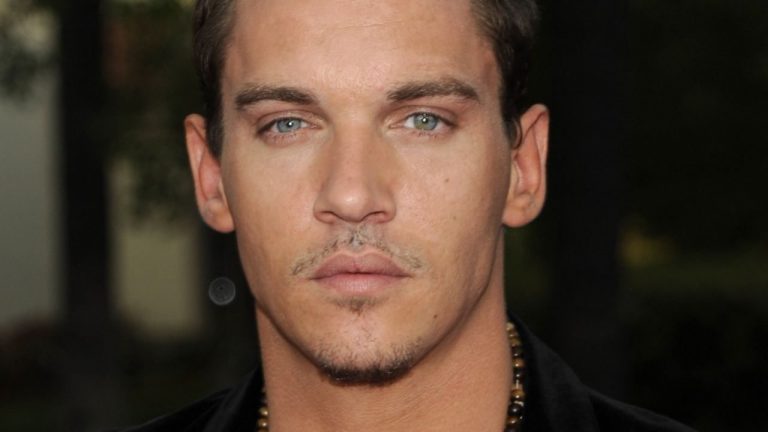 Jonathan Rhys Meyers si unisce al cast del biopic sull’esploratore Sir James Brooke