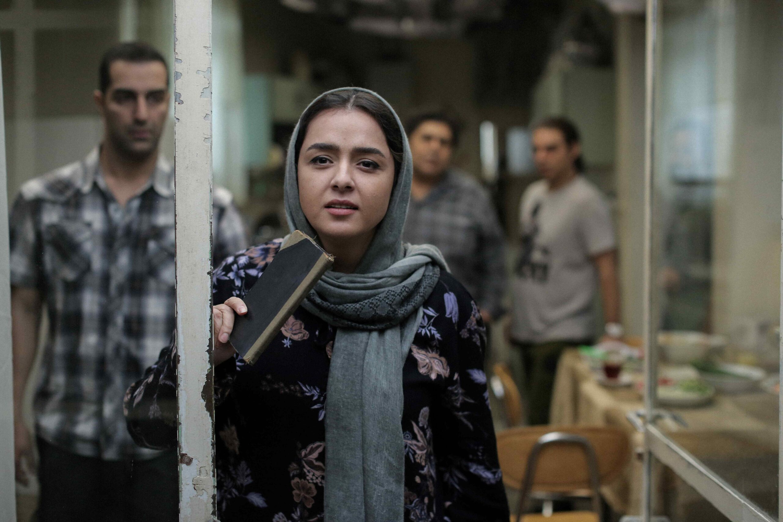 Leila e i suoi fratelli: il trailer del film iraniano al cinema dal 6 aprile