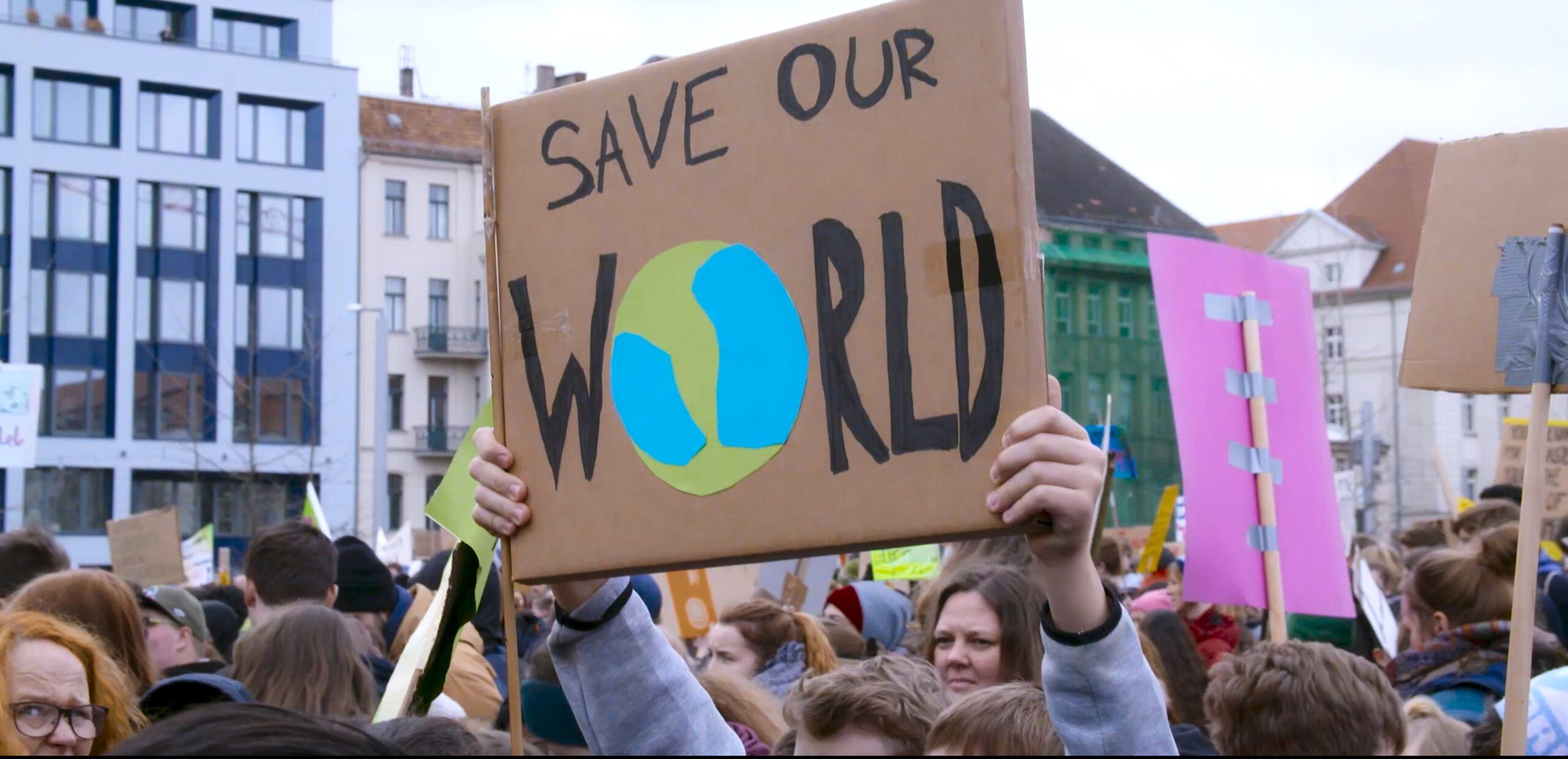 immagine docu-serie greenpeace - la voce del pianeta