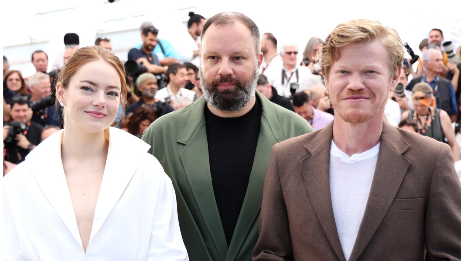 emma stone yorgos lanthimos jesse plemons