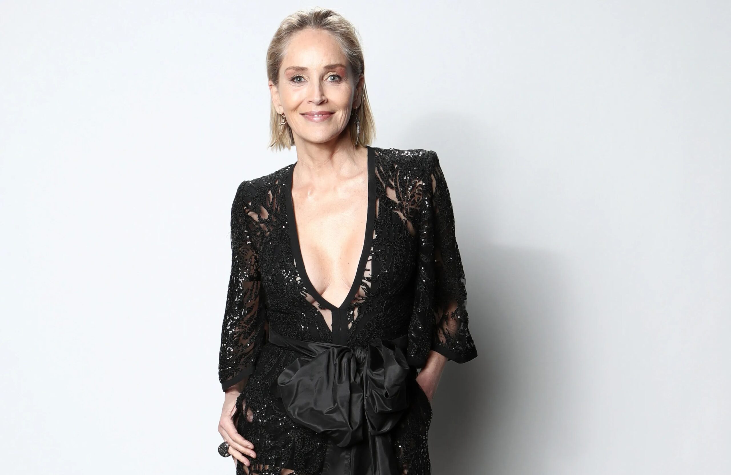 Taormina Film Festival 70: Sharon Stone riceverà il Cariddi d’Oro alla Carriera