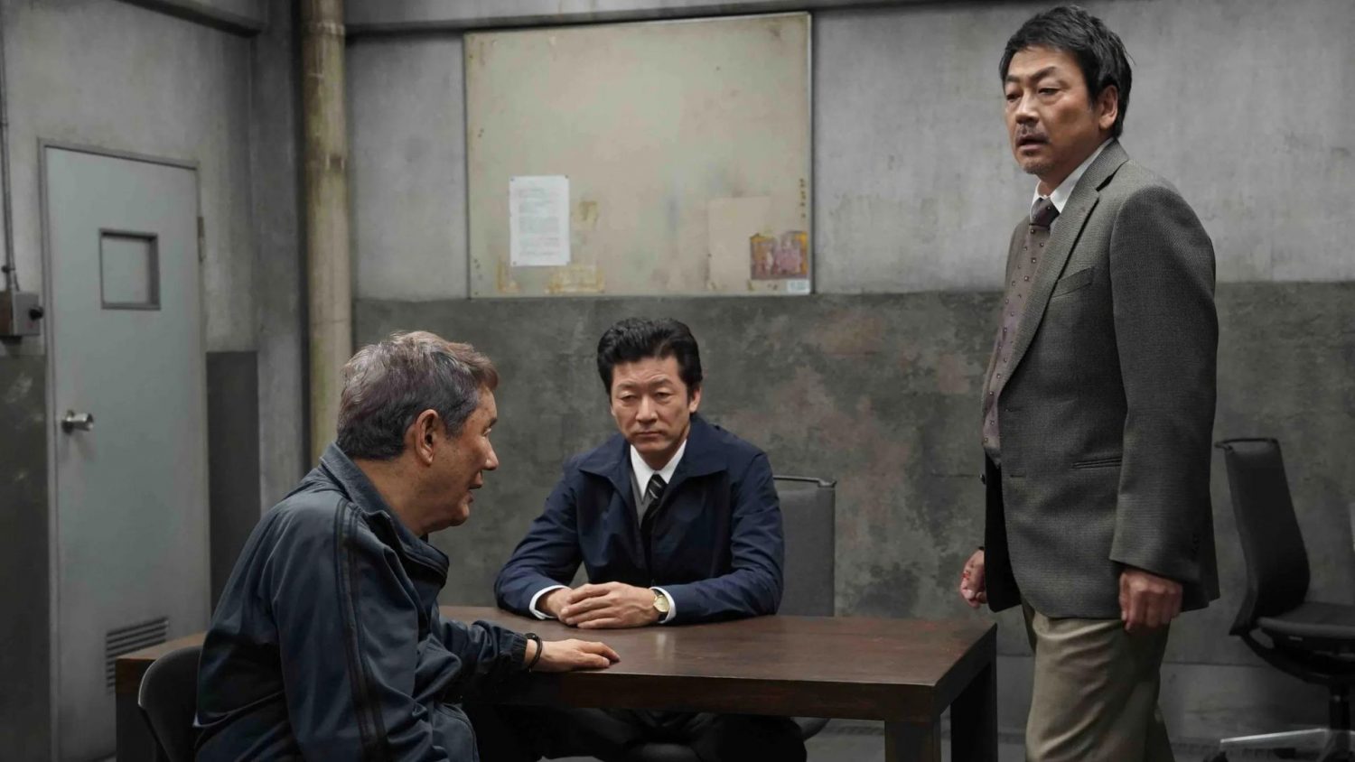 Broken Rage, la recensione, il ritorno al demenziale di Takeshi Kitano