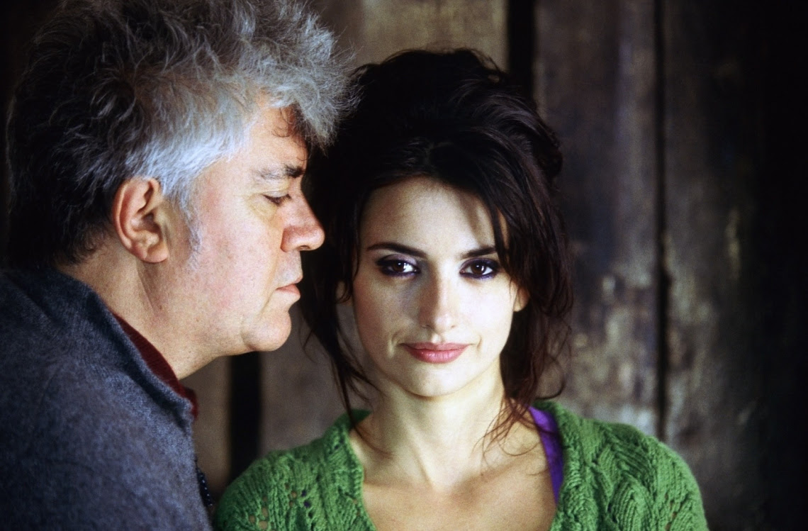 Almodóvar, lo sguardo insolente: arriva al cinema il documentario di Catherine Ulmer