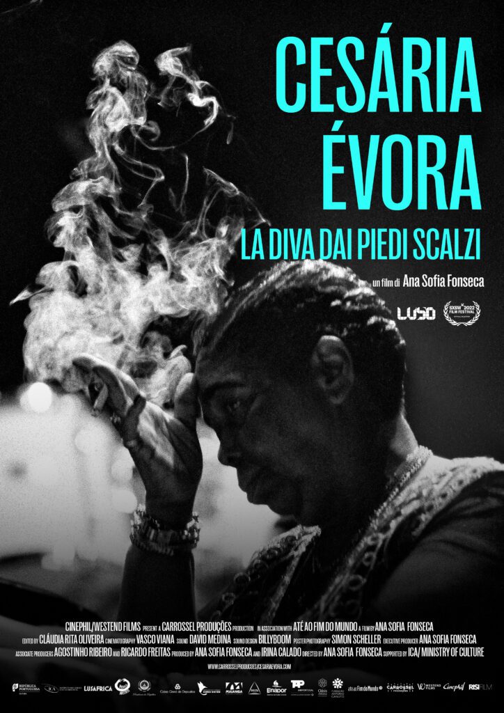 Cesária Évora, la diva dai piedi scalzi poster