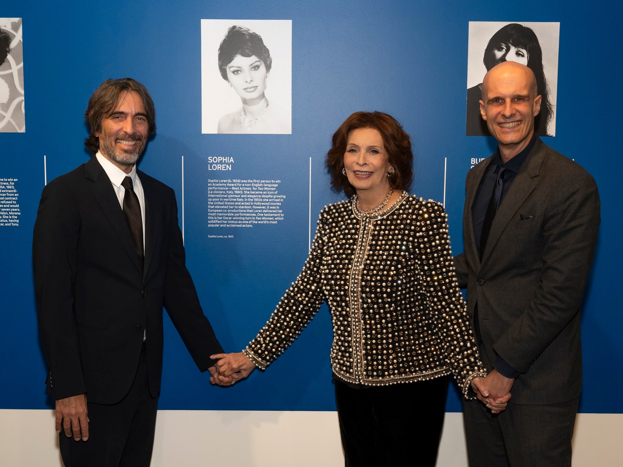 Academy Museum of Motion Pictures: standing ovation per Sophia Loren per l’omaggio a lei dedicato