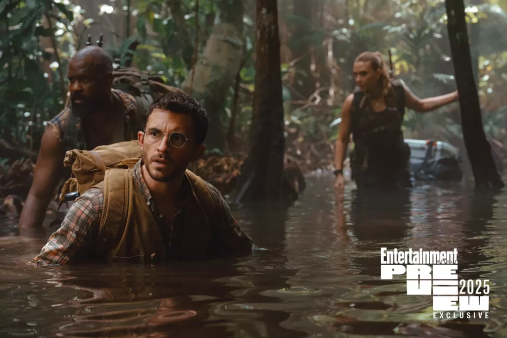 Bechir Sylvain, Jonathan Bailey e Scarlett Johansson in 'Jurassic World Rebirth'. Jasin Boland/Universal Pictures e Amblin Entertainment