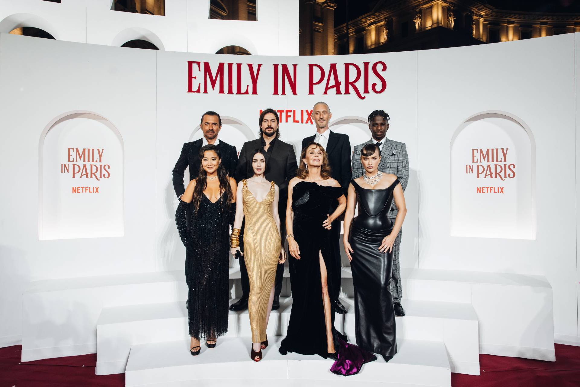 foto globale première emily in paris 4