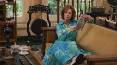 Palm_Royale_Photo_020203.jpg.photo_modal_show_home_large