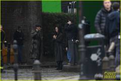 cillian-murphy-rebecca-ferguson-peaky-blinders-set-25