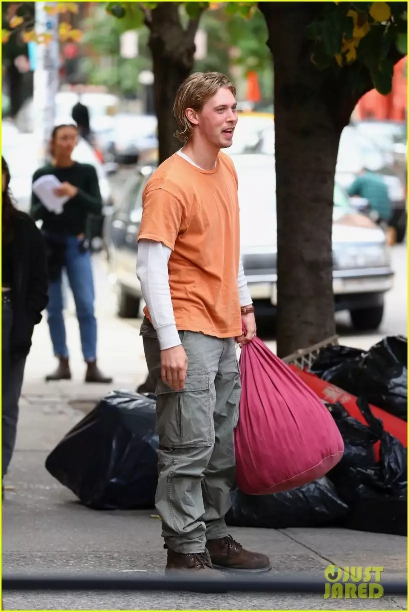 immagine austin butler set caught stealing