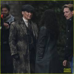 cillian-murphy-rebecca-ferguson-peaky-blinders-set-26