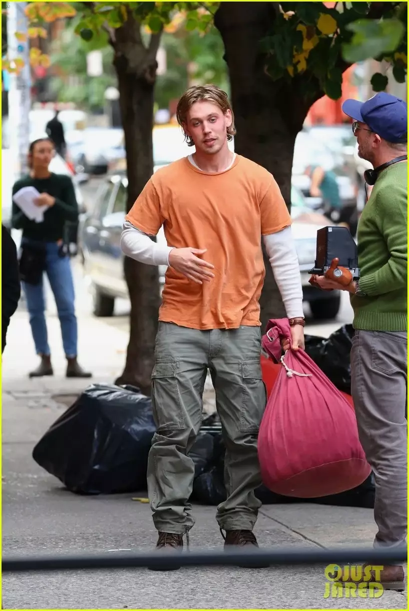 immagine austin butler set caught stealing