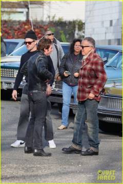 bruce-springsteen-visits-jeremy-allen-white-on-deliver-me-from-nowhere-set-in-nj-12