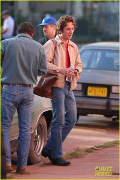 jeremy-allen-white-as-bruce-springsteen-on-set-28